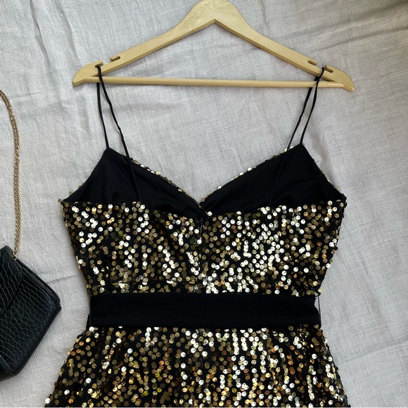 Black Gold Sequin Bodycon Mini Dress - Picture 5 of 6